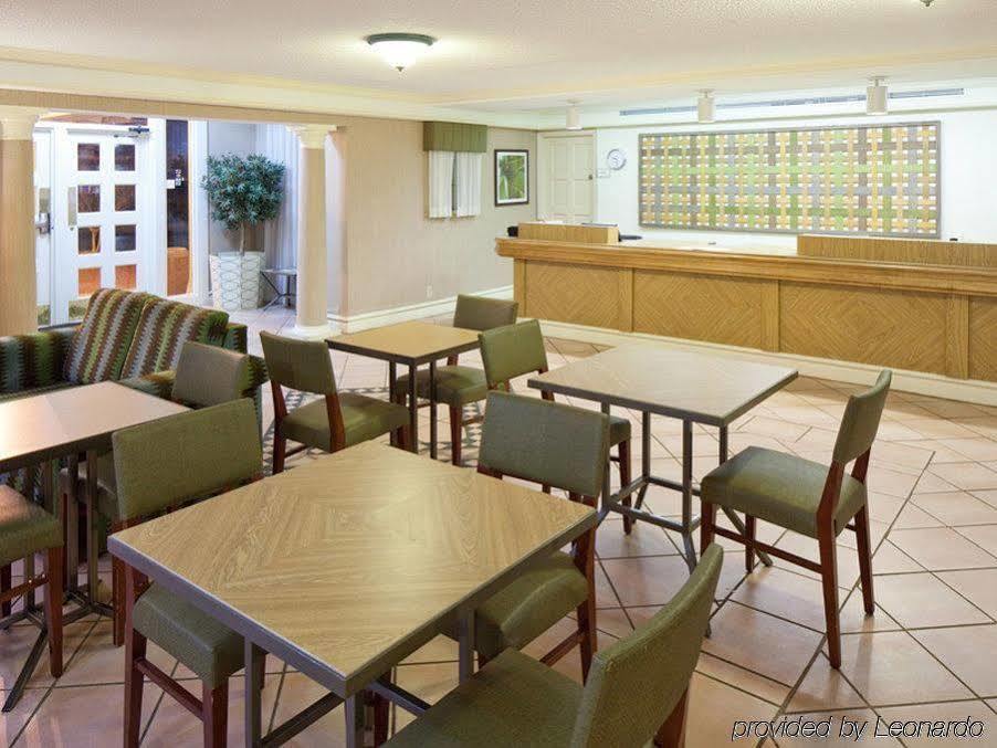 La Quinta Inn By Wyndham Huntsville Research Park Kültér fotó